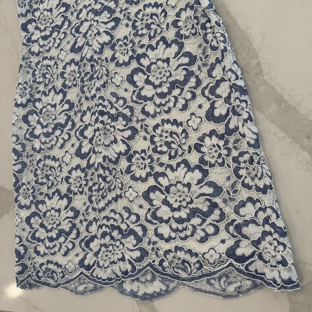 Lauren Ralph Lauren Floral Lace Sheath Dress Women’s 10 Blue/White Scalloped Hem - Picture 8 of 9